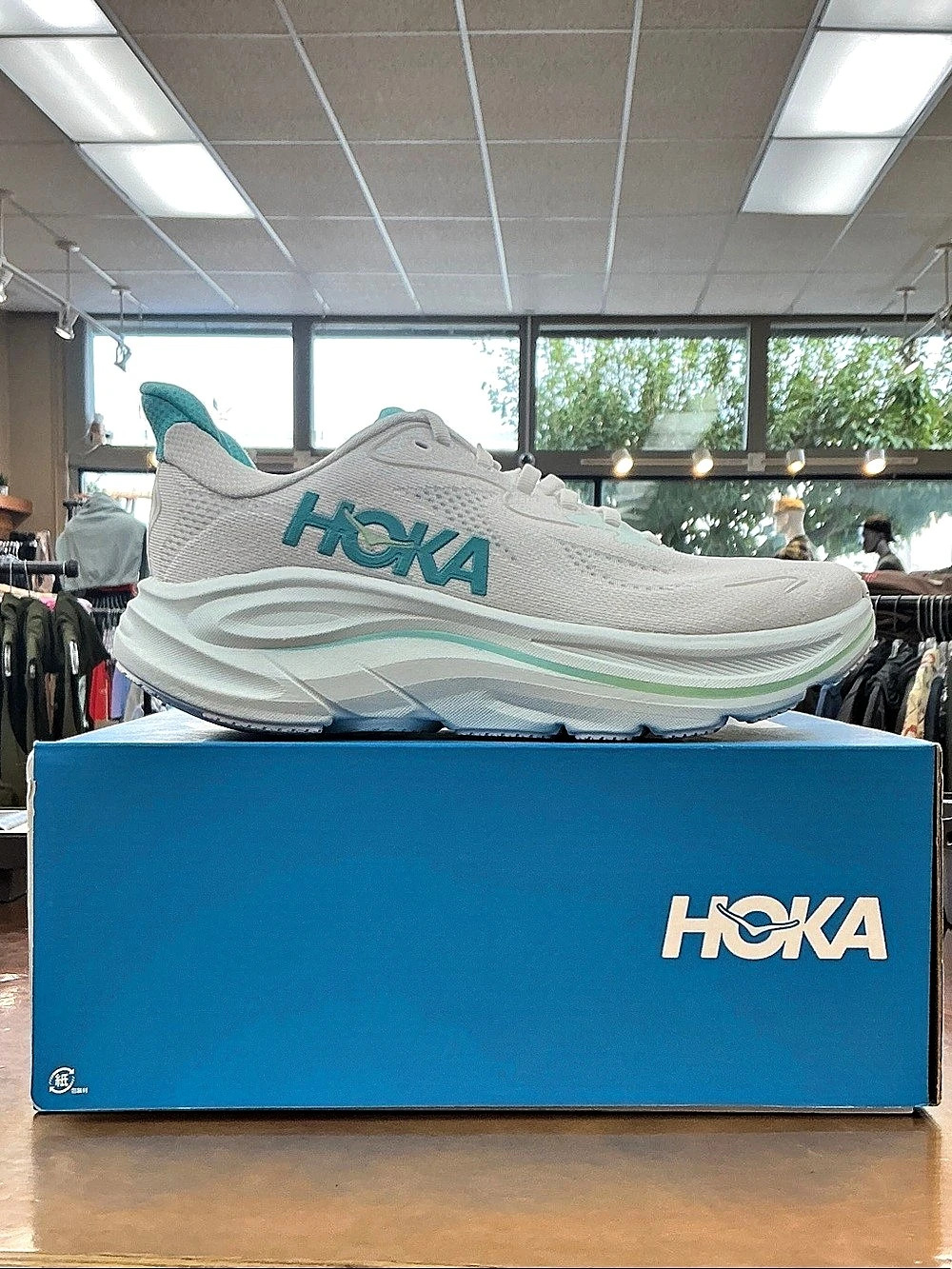 HOKA Clifton 10 (White / Cielo Blue) 8B